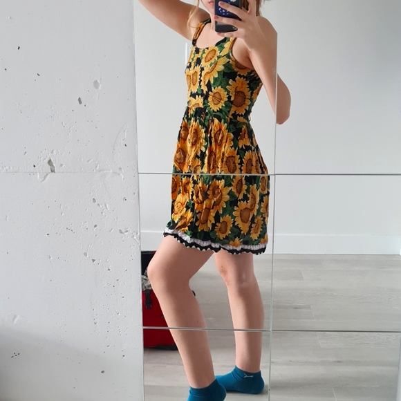 Zara Dress - Picture 3 of 4